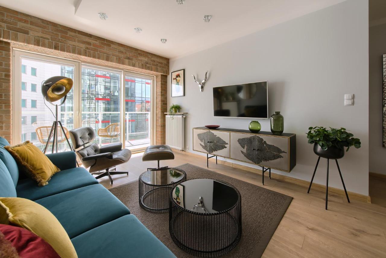 Millo Apartament Parking By Impero 포즈난 외부 사진